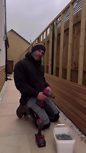 This is my opinion on how to fit cedar cladding, yours might be different……… let me know in the comments what you think! #cedar #cladding #woodwork #fencing #joinery #screws #nails | Simon Bowler
