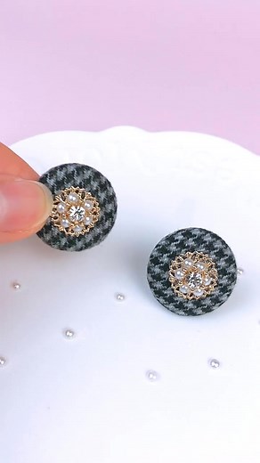 ツイードくるみボタンのイヤリングの作り方