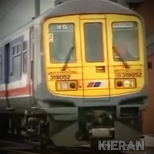 Class 319 edit | I used to go on them when I was in England 😭 | #fyp #trains #Edit #trainedit #transport