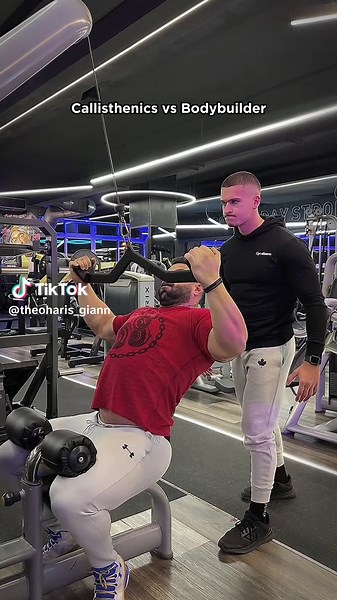 Callisthenics vs Bodybuilder 💀@Thanos Alibakis Max Fitness #fitness #gym #motivation #fitnessmotivation #gymmotivation