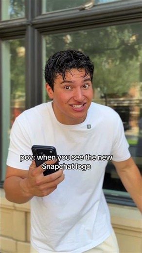 NEW SNAPCHAT LOGO 😱