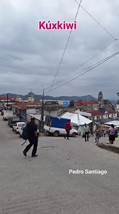 Kúxkiwi | Pedro Santiago