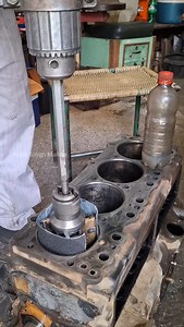 430 reactions | Isuzu block rust cleaning #workshop ##jcb #Toyota #hybrid #cummins #automobile #repair #toptrending #tractor #agency #motor #fiveeyes #topreels | AJAIB SINGH MALWA | Facebook