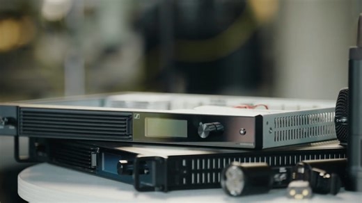 Discover the future of wireless audio with Spectera – the world’s first wideband bidirectional wireless ecosystem from Sennheiser. Join us behind the scenes at Sennheiser HQ for an exclusive look at what’s coming in 2026: ⭐️SKM Handheld Transmitter with full remote control and optional Command Adapter ⭐️ZMAN Base Station for broadcast environments with ST 2110-30 and AES67 compatibility ⭐️Engineer Mode to monitor up to 16 IEM mixes right on the SEK bodypack ⭐️Command functionality for SEK via a 