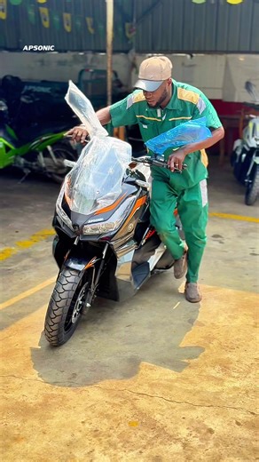 Démarrage et test moto Apsonic #moto #motoapsonic #scooteur #scooteurapsonic #apsonicbenin