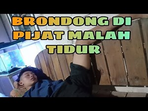 BRONDONG DATANG MINTA PIJAT
