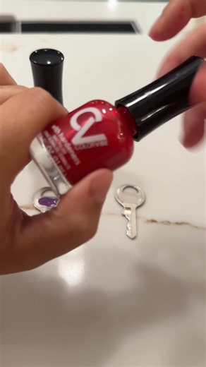 4.8K views · 13 reactions | Keeping my keys straight with this colorful idea! #ColorCoding #LifeHack | Vu Tips & Tricks | Facebook