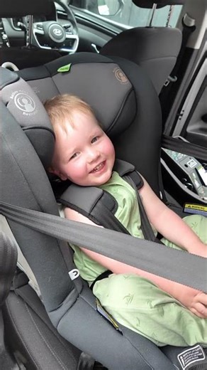 Why This Sleep Suit Bag Is Perfect for Travel | Car Seat & Pram Friendly