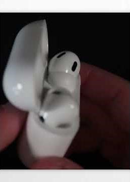 🎧 How To Disconnect AirPods From Apple ID!