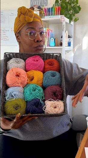 I [almost] scrapped my temperature blanket 🤮 #fyp #temperatureblanket #crochet #tlyarncrafts