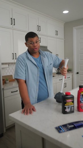 How to unclog your drains without using harsh chemicals. 🪠 : : #problemsolved #drains #plumbing #home #drainage #homeplumbing #fyp