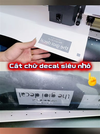 Cut small lettering decals with crisp, sharp lines using the Graphtec FC9000 decal cutting machine.