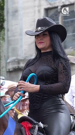Beautiful women riding horses. #agro