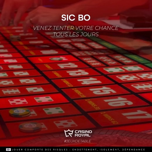 Le Sic Bo est un jeu de dés simple et très amusant qui repose sur le hasard 🎲🎲🎲 Tout ce que vous avez à faire est de placer vos jetons dans une case de pari sur la table. Trois dés sont brassés et si le résultat du lancer des dés correspond à votre pari, vous gagnez ! 🤩 | Casino Royal Nouméa