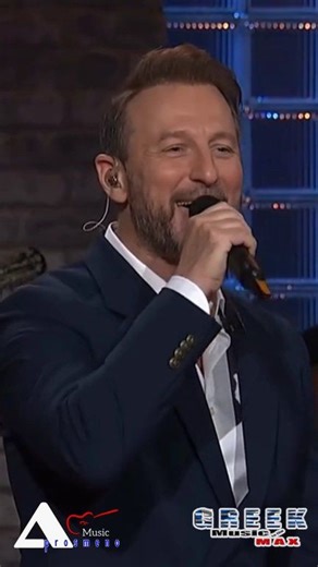 Κώστας Καραφώτης - Επιστροφές Καταστροφές (Live) Μουσική: Μάριος Τόκας Στίχοι: Γιάννης Πάριος 1η Ερμηνεία: Πασχάλης Τερζής #KostasKarafotis #EpistrofesKatastrofes #AprosmenoMusic #GreekMusictotheMax | Aprosmeno Music