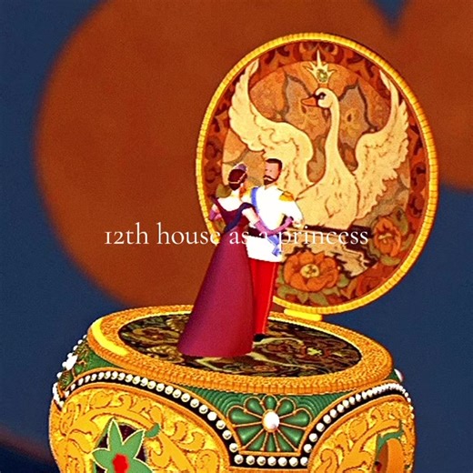 Why Twelfth House feels like Anastasia Romanov ✧ The 12th house rules lost identities, exile, hidden enemies, dreams, and the subconscious. Anastasia begins with amnesia, wandering the world without knowing who she is, while fragments of memory slowly return through visions and emotion. Her story also carries betrayal and downfall — the collapse of her royal life and forces working against her behind the scenes. It’s not just a princess story. It’s about a hidden identity resurfacing after loss 