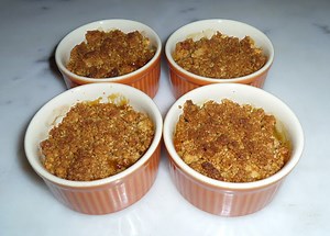 Crumble aux fruits de saison à ma façon