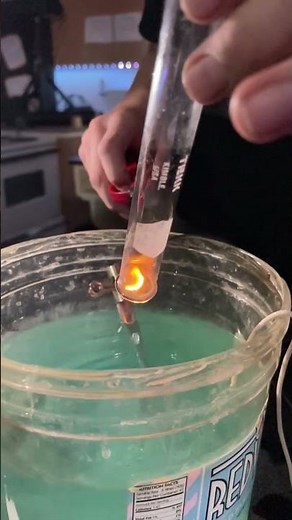 Water Electrolysis - Hydrogen burn in a test tube!