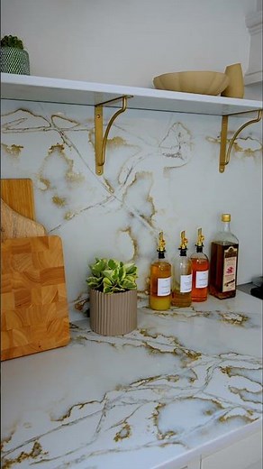 Compac Calacatta Ice Gold Quartz