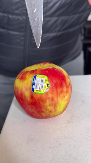 Can you explain the apple trick? 🤯 | Evan Era