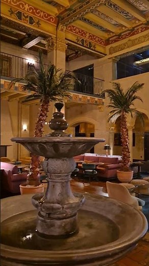 The Hollywood Roosevelt 🌴 in 30 Seconds