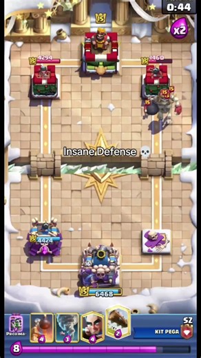 Clash Royale XXL Rap: Escondidos y Detonando