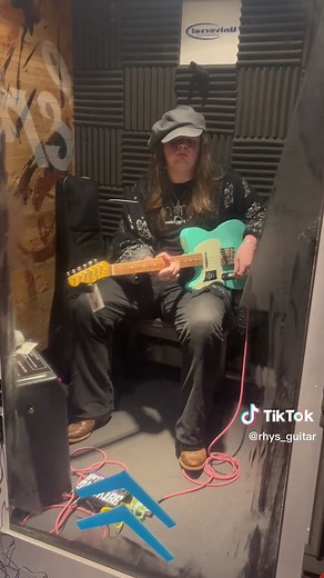 Exploring the Fender Vintera 60s Telecaster | Guitar Review