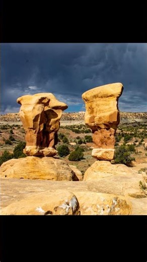 Alien Landscapes of Devils Garden, Utah 👽