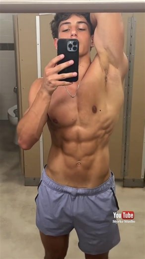 Teen Fitness Model Bodybuilding Muscle Pump Body Update Matthew Vechkanov Styrke Studio #aesthetic