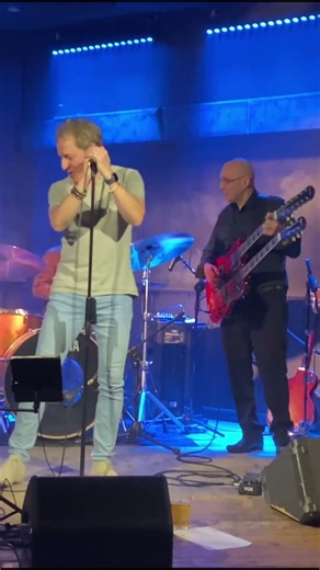 The Song Remains the Same (Live) #livemusic #voice #rocknroll