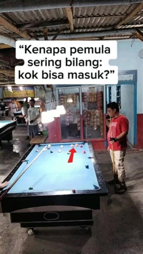 Gunawan Wibisono on Instagram: "Karena efek samping pukulan itu nyata. Pantulan cue ball dan transfer energi bisa mengubah hasil akhir. Bilyar bukan soal hoki, tapi pemahaman sudut & efek. 👉 Like kalau setuju bilyar itu soal ilmu 🎱 #bilyartips #efekcueball #pantulanmeja #belajarbilyar #reelsbilyar"