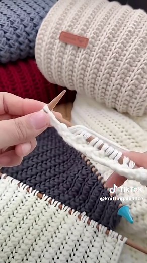 Knitting #knittingmachine #rek #knittingtutorial #knittingtiktok