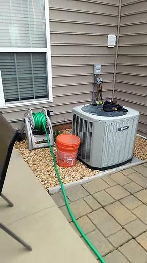 Heat pump not turning on