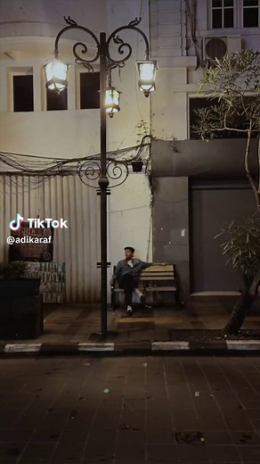 Lagu Katakan Saja: Lirik Resmi Adikara