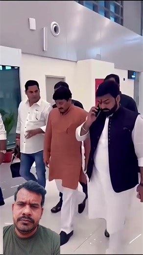 एक साथ एक भाव में बिहार के दो कलाकार मनोज तिवारी और पवनसिंह #बीजेपी#shortvideo #ytshorts #viralvideo