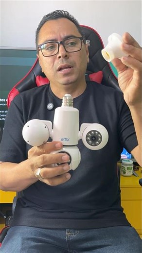 Câmera lâmpada 360° IP Wi-Fi com 3 lentes da Aitek App: Yoosee