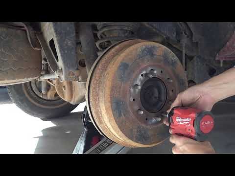 1995 Toyota 4 Runner Repairs | Partial Rear Brakes Replacement How-To