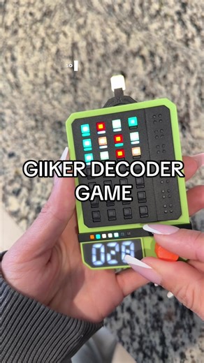 If you’re trying to cut back on screen time but still want something that keeps your brain busy, this decoder puzzle game is such a good find. 🧩 ✨🙌🏼 #giikerdecoder #brainteaser #mindgames #screenfreeactivities #tiktokshopcreatorpicks