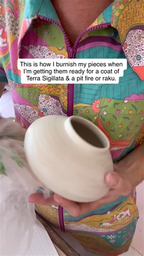 Nicola Moore ✄ - - - on Instagram: "✨ Pottery Tips ✨ How to burnish a pot to get it ready for a pit fire or raku firing. Burnishing clay compresses the surface particles to create a smooth, dense finish that naturally shines and becomes less porous after firing. I love to add a coat of terra sigillata after I burnish the piece. This Vase is made out of @Lagunaclay babu porcelain which is a buttery, smooth clay body that does really well with thermal shock and a quick increase or decrease in temp