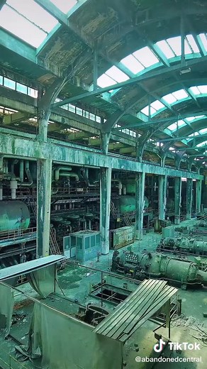 Exploring an Abandoned Industrial Power Plant in Italy