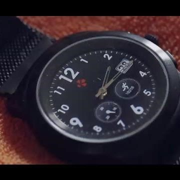 This wearable is a perfect hybrid of analogue and smart watches