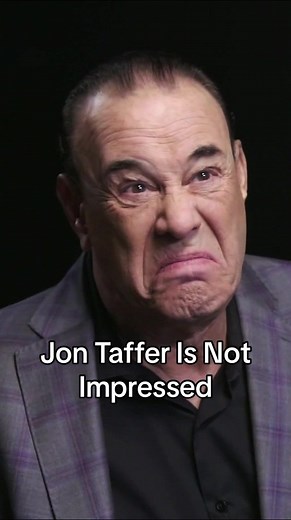 “This is one of the worst layouts I’ve ever seen!” 🤦‍♂️ Catch @jontaffer in action on the all-new #BarRescue episode this Sunday at 10/9c on Paramount Network! #Bar #rescue #JonTaffer #layout #drinks #space #dirty #recon #fryer #kitchen #owner