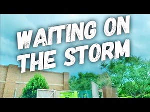 WAITING ON THE STORM | Family 5 Vlogs