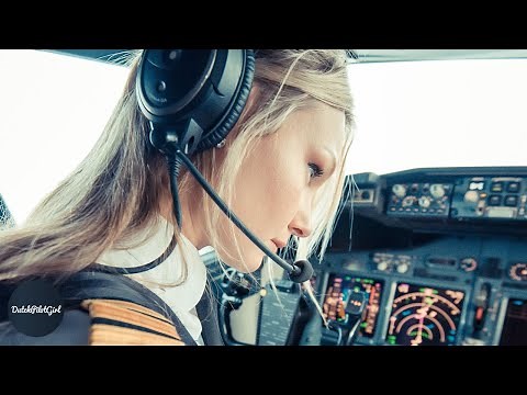 73 Questions With A FEMALE AIRLINE PILOT | Life Of An Airline Pilot By ‪@DutchPilotGirl‬