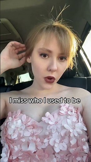 Song: girl in the mirror by Abigail Fierce 🖤💜🌸💖🥀