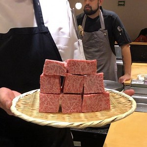The king has arrived ! Kobe beef New York A5 - 11 ! #kobebeef #kobeniku #newyorksteak #a5 | Deigo cocina tradicional japonesa