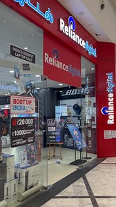 Amping up my tech game at #PhoenixElectronicFest in #PhoenixMarketcityChennai! 💻📱 Unbelievable deals on all things electronic 🛍️💰 #TechTreats #GadgetGalore #ShopSmart #ChennaiShopping #ElectronicsSale #sale #offer #shopping #PSF #Phoenixshoppingfestival #Palladiumchennai | Phoenix MarketCity (Chennai)