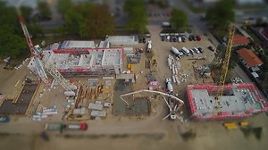 17K views · 173 reactions | We're creating innovative & sustainable energy solutions in cities across Europe. Take a tour through three of our city sites in our miniaturized video. More here: https://www.eon.com/en/neue-energie/neue-energiewelt/city-energy-solutions.html | e.on | Facebook