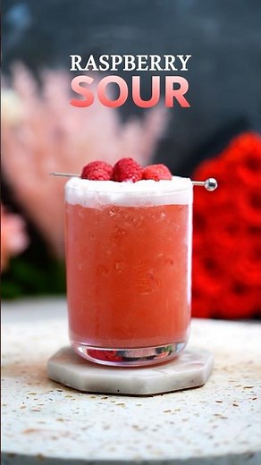 Raspberry Sour ❤️😍 #cocktailbar #bar #recipe #drinkrecipes #drink #valentine #cocktails