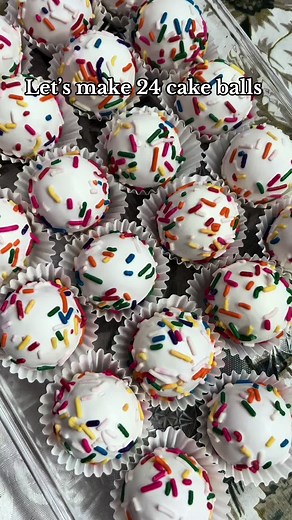 How i made 24 cakeballs - no stick #cakepops #cakepop #cakepoptutorial #cakeballs #howtotiktok #baking #anaheim #bakersbodega